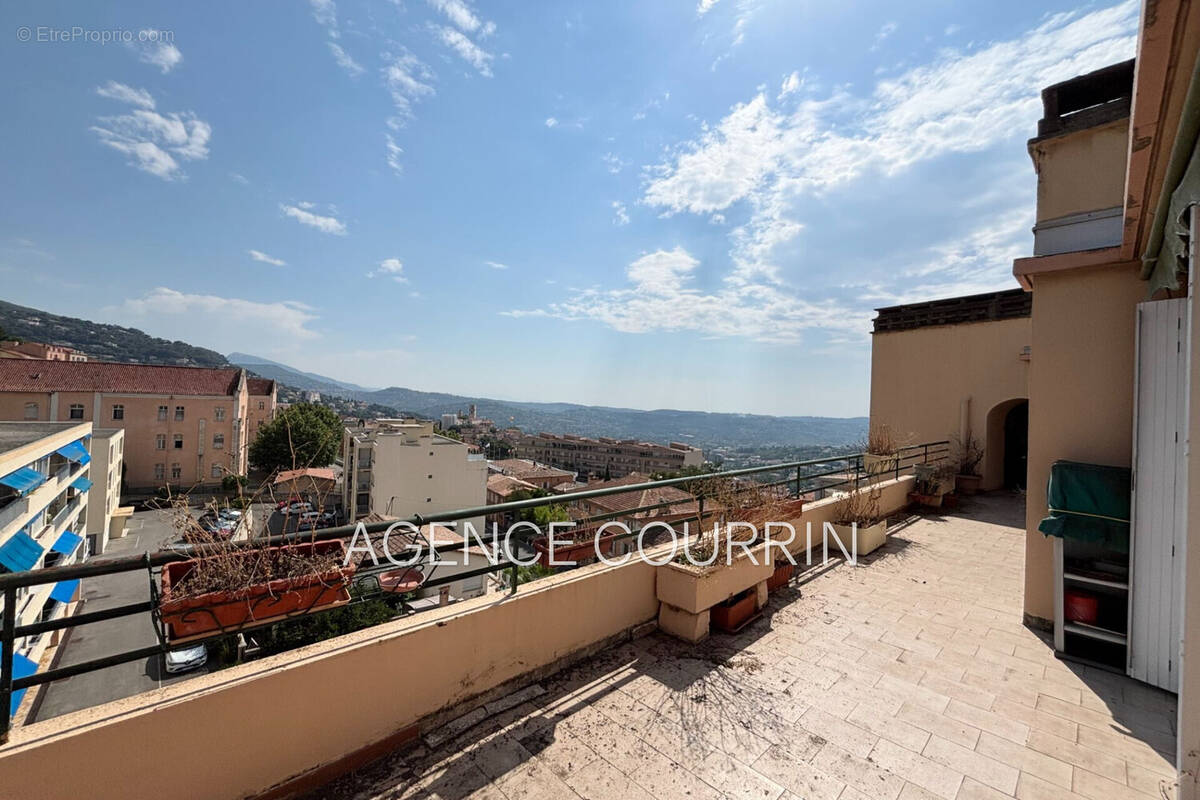 Appartement à GRASSE