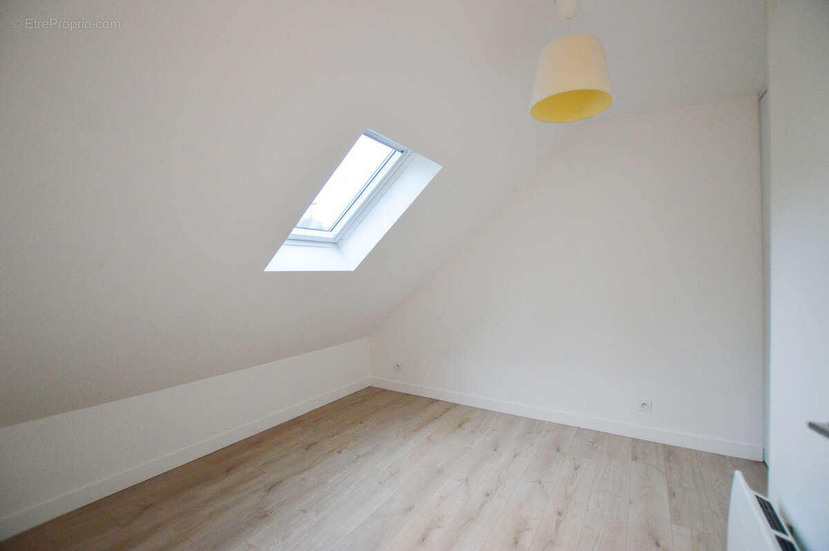 Maison à LA ROCHE-MAURICE