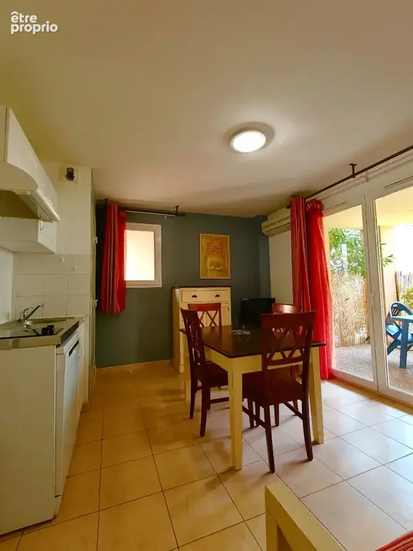 Appartement  meublé sur résidence avec piscine au coeur du village - photo 11