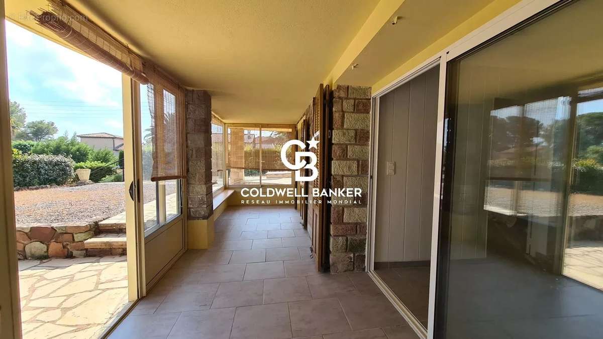 Maison à SAINT-RAPHAEL