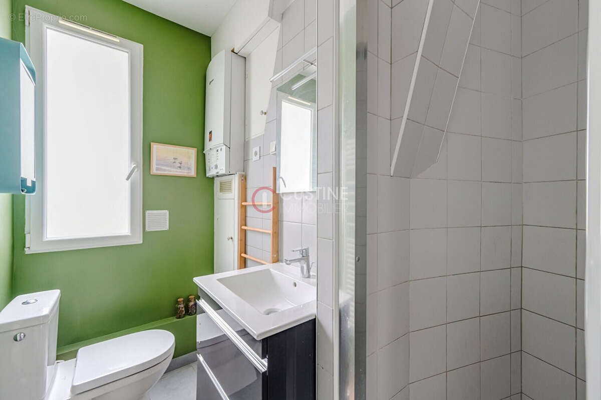 Appartement à PARIS-18E