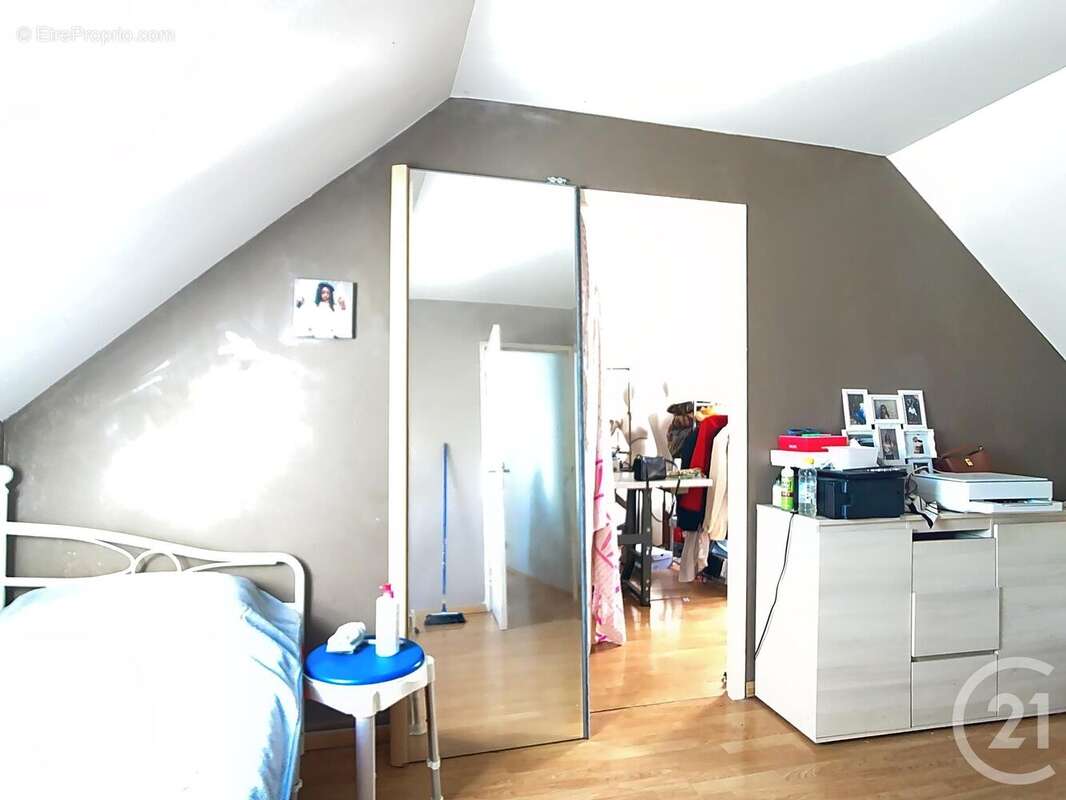 Maison à LA CHAPELLE-RABLAIS