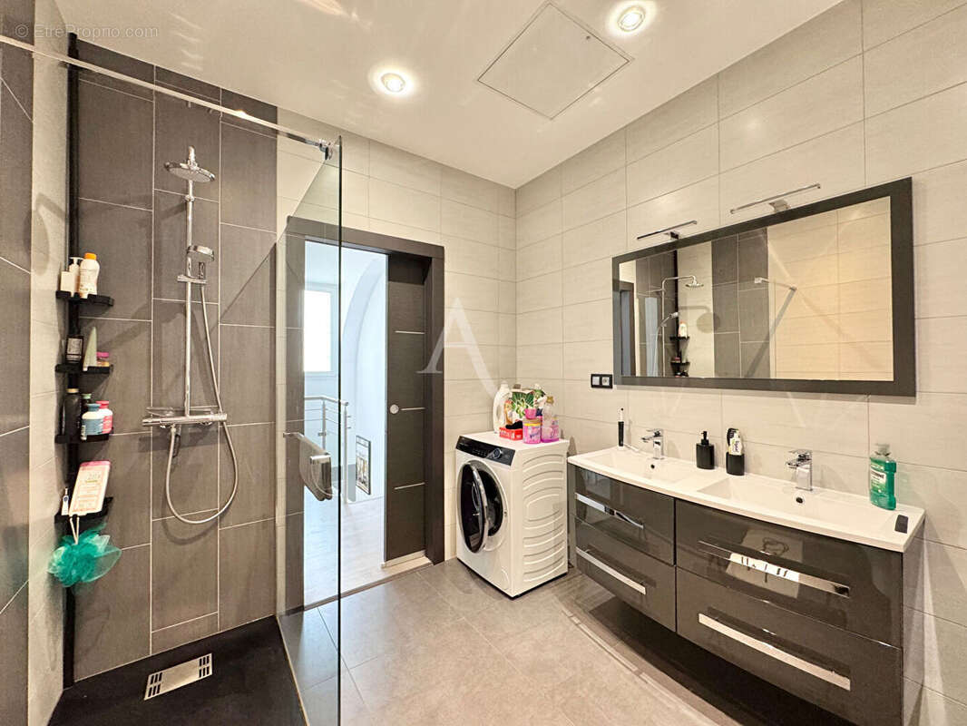 Magnifique Duplex T3 de 85,15 m² avec son garage + son parking + sa cave - photo 15