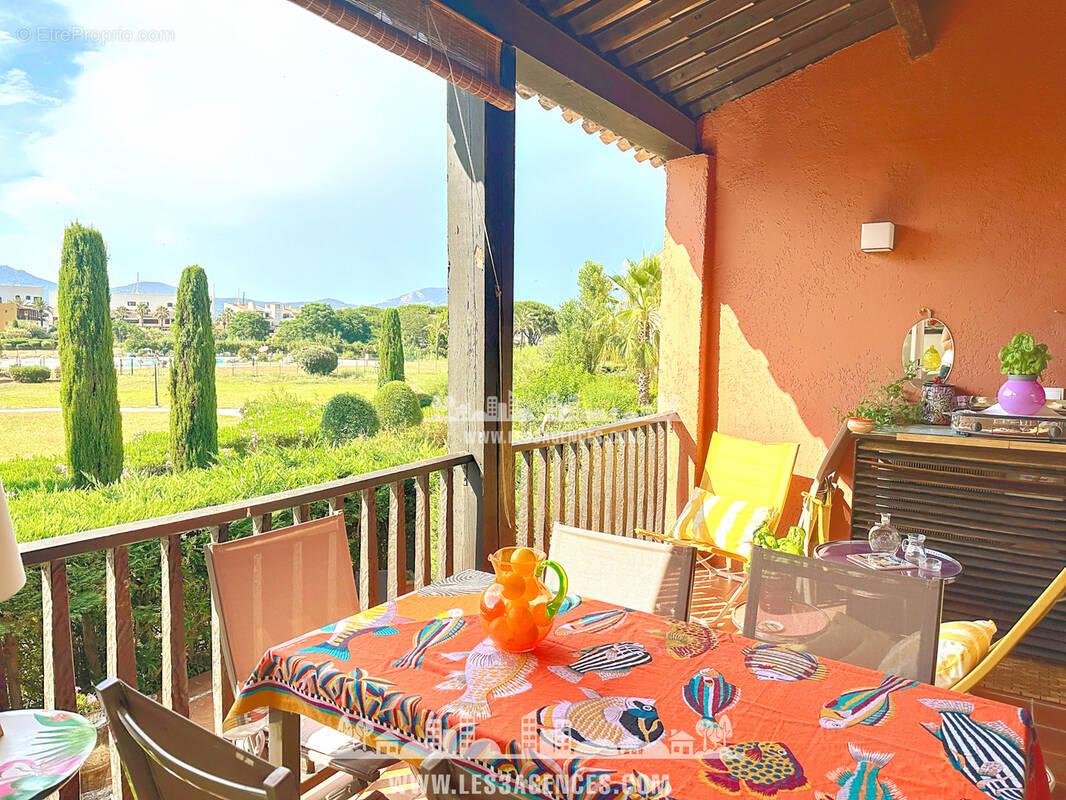 Appartement à COGOLIN