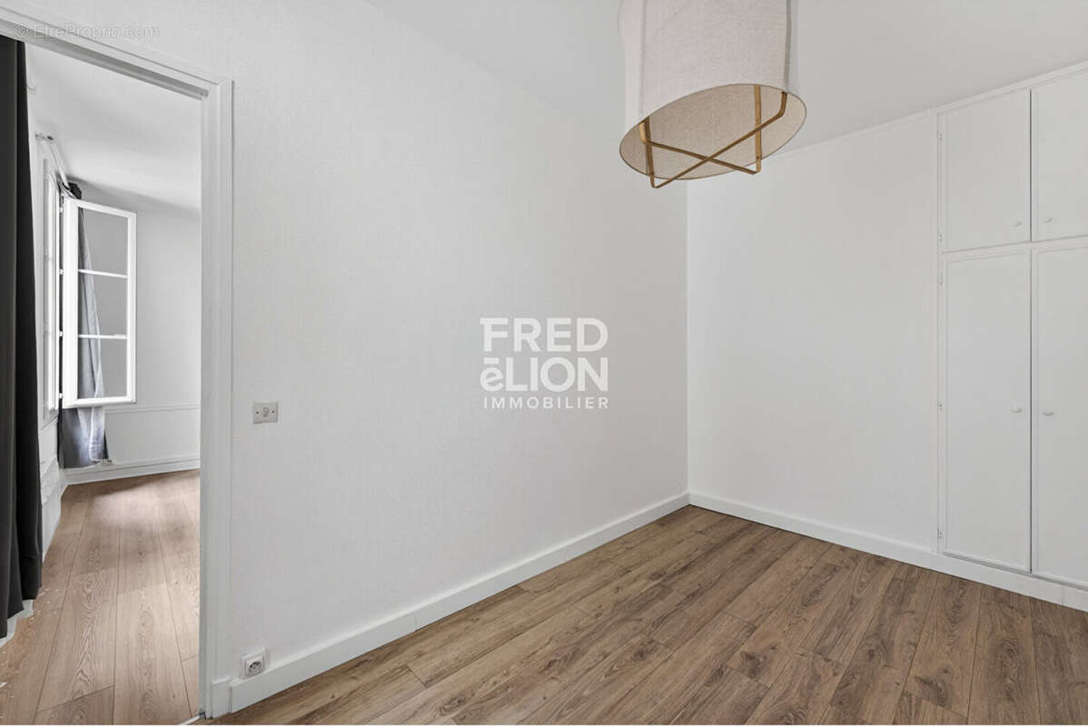 Appartement à PARIS-20E