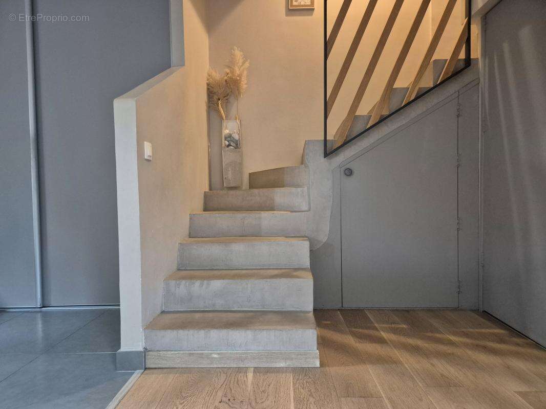 Maison à LA COLLE-SUR-LOUP