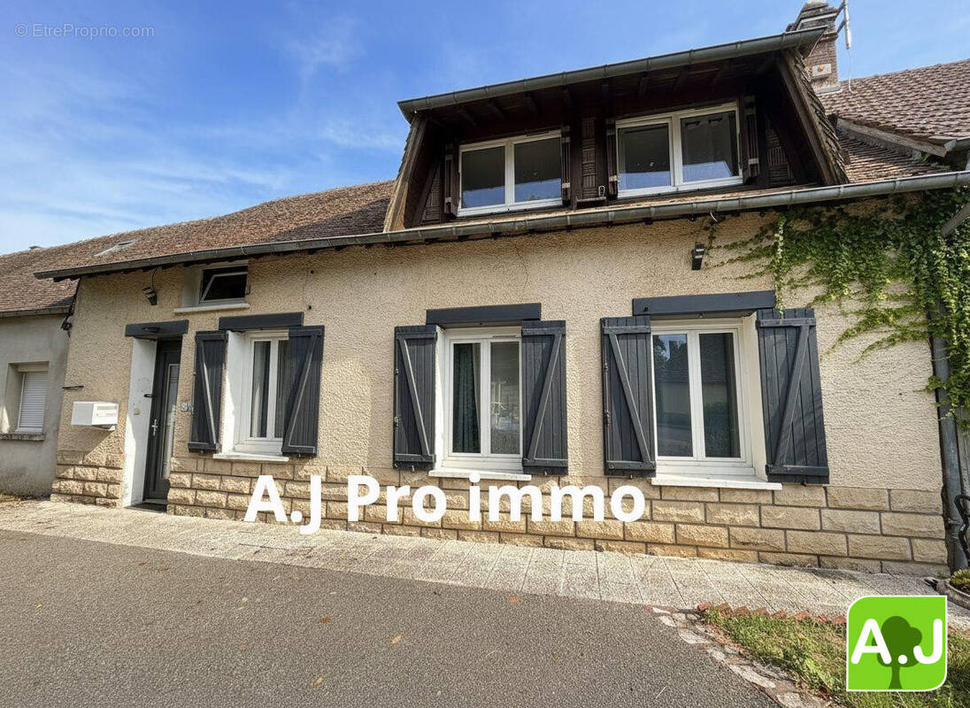Maison à BREVAL