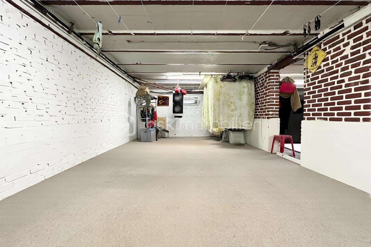Maison en pierre 114 m² - dépendance de 100 m² louée – Revenu locatif - Centre ville - photo 12