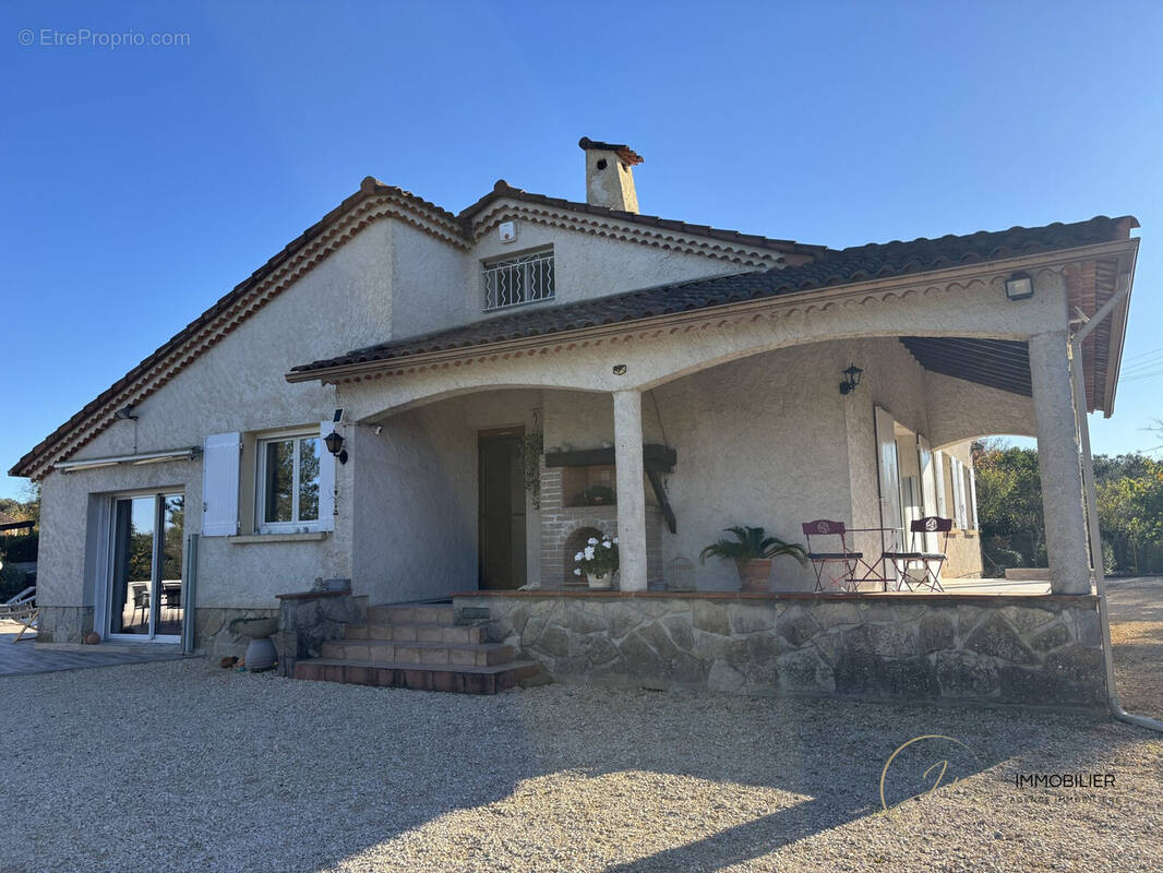 Maison à CONQUEYRAC