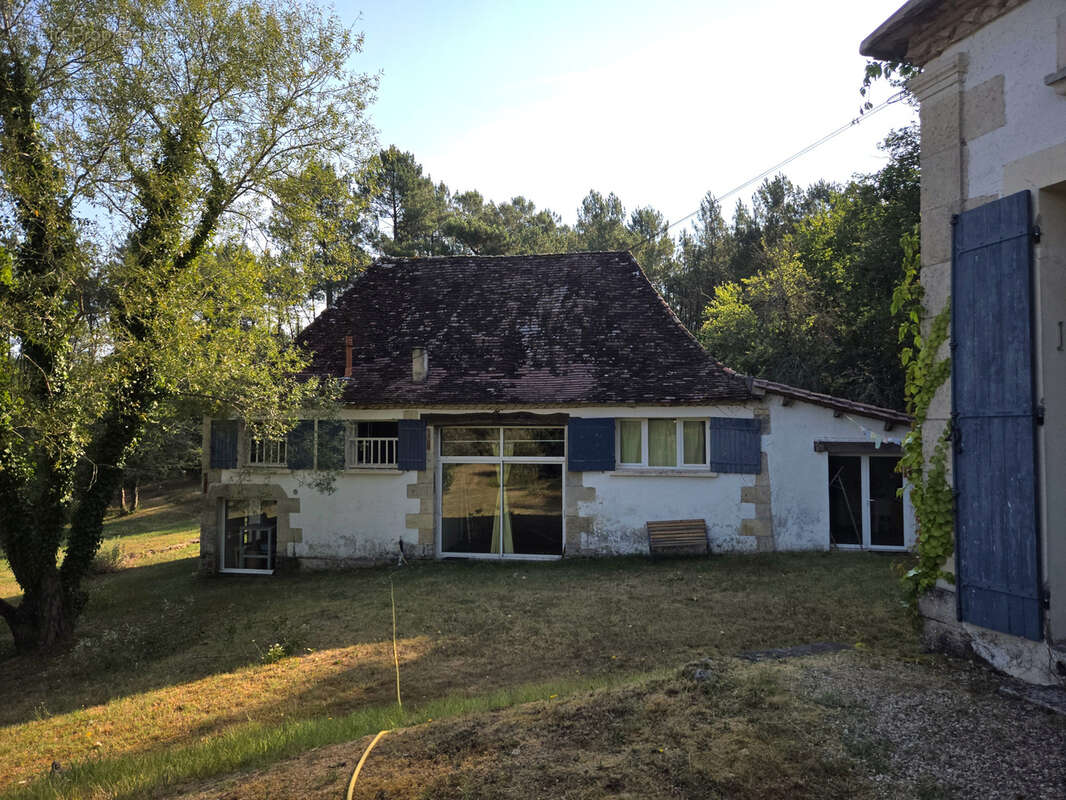 Ensemble de 3 habitations sur un parc de 2ha76 avec étang! - photo 18