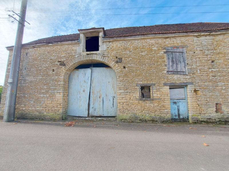 Maison f4 avec grange - chesley 10210 - photo 6