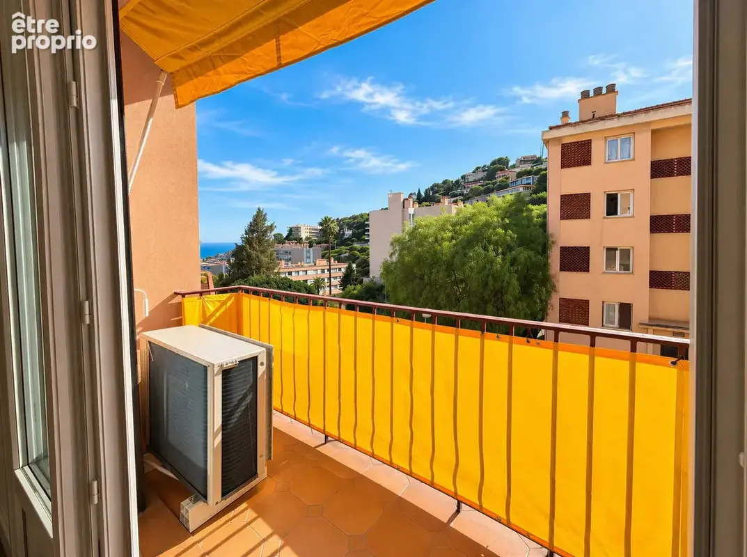 Col de Villefranche – 3 Pièces Rénové 83 M² – Parking & Cave - photo 3