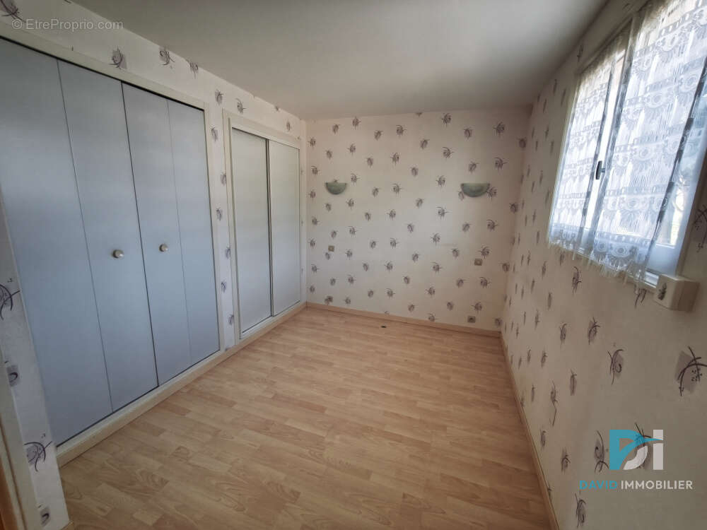 Villa 3 chambres au calme avec salon cathédrale et terrain piscinable - photo 11