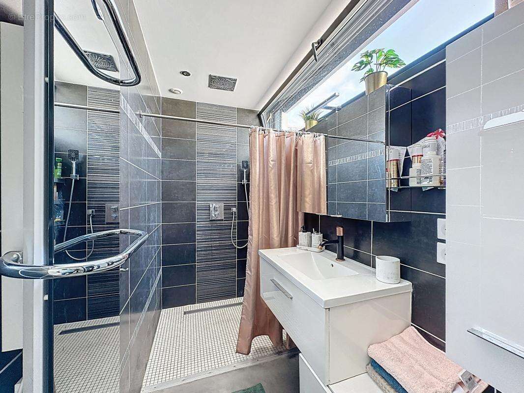 Maison à SAINT-SYMPHORIEN-D&#039;OZON