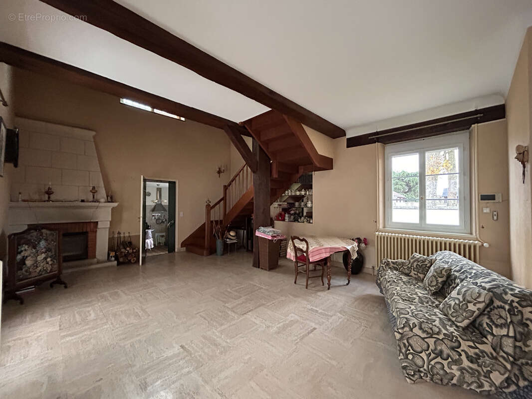 Maison à LOCHES