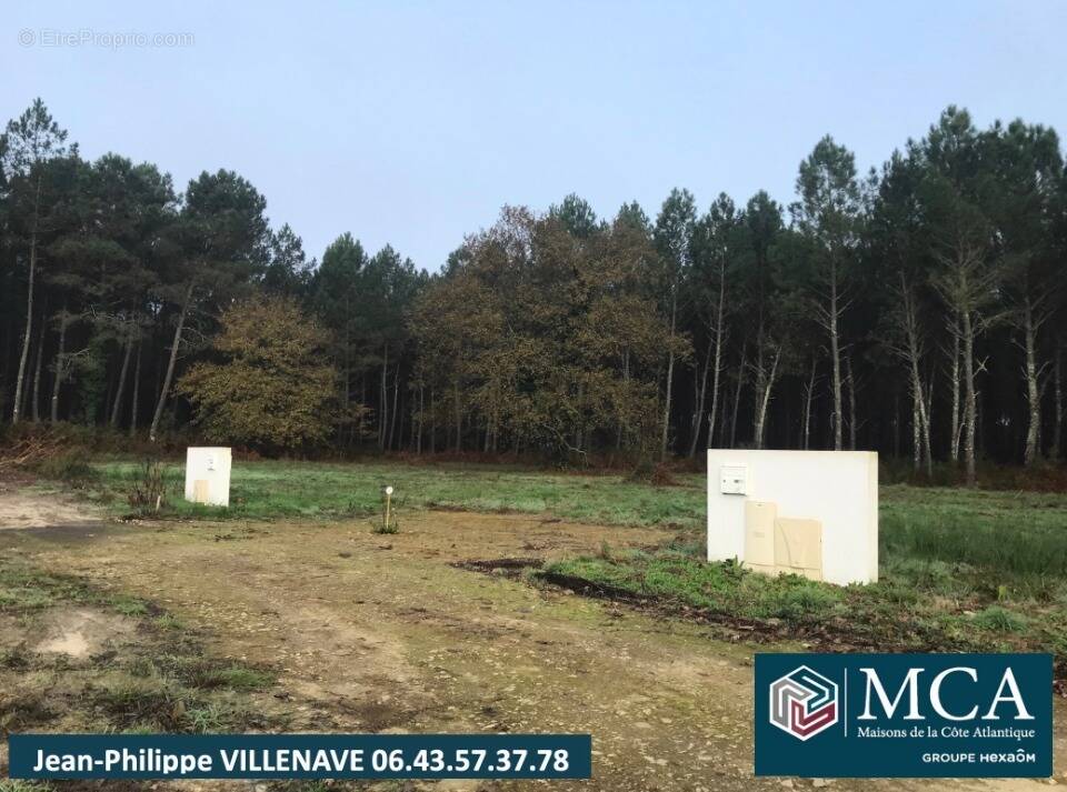 Terrain à SAINT-MARTIN-D'ONEY