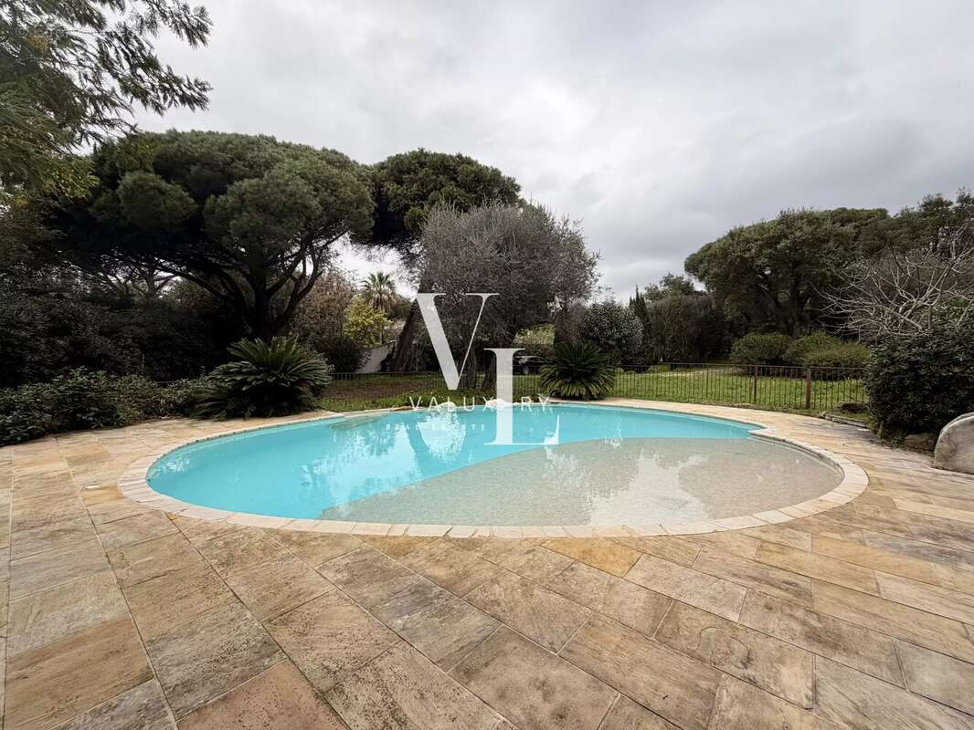 Maison à GRIMAUD
