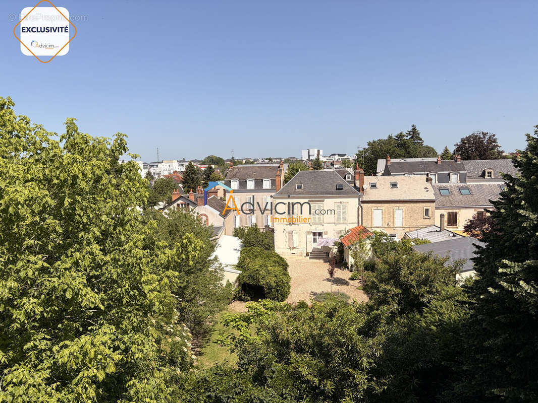 Vue de la cuisine - Appartement à ORLEANS