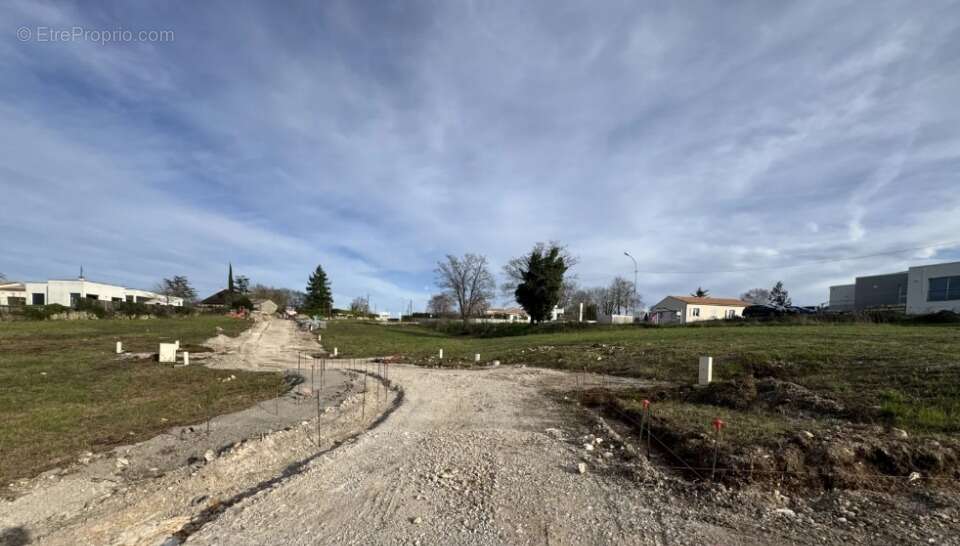 Terrain à ANGOULEME