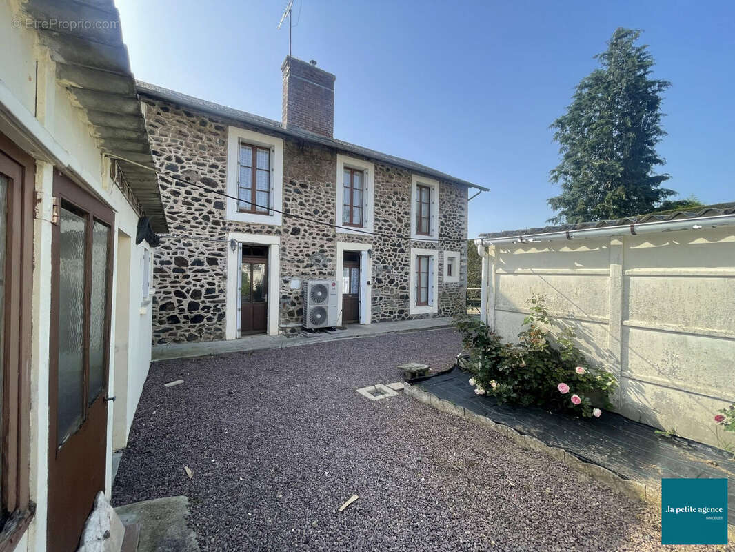 Maison à SAINT-REMY