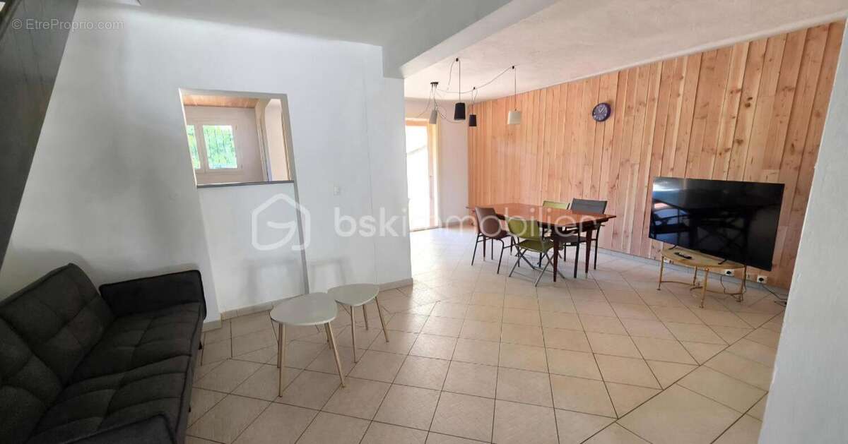 Maison à LE LUC