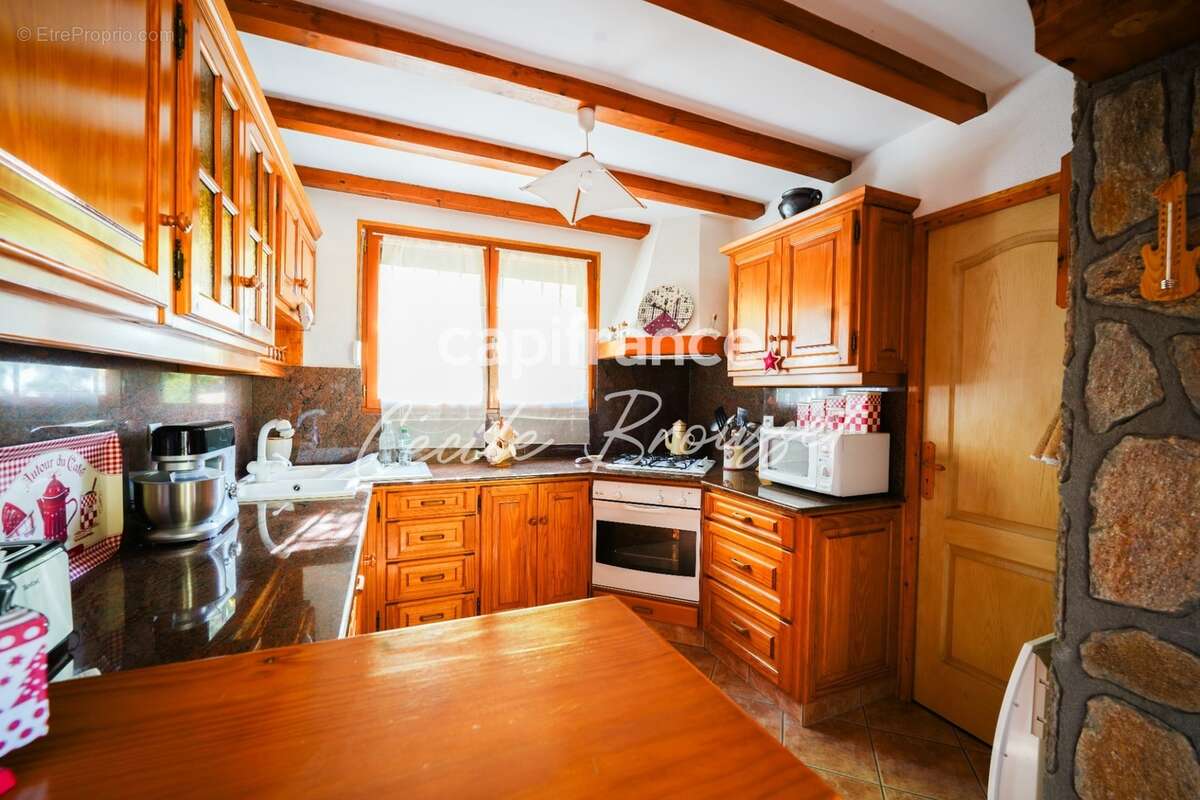 Maison d'exception 4 faces avec jardin arboré, source naturelle et vue panoramique sur les Pyrénées – Bolquère (66210) - photo 20