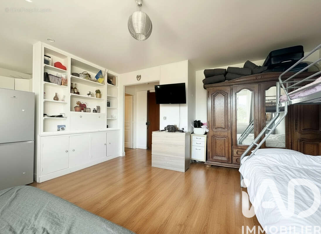 Photo 2 - Appartement à CLAMART