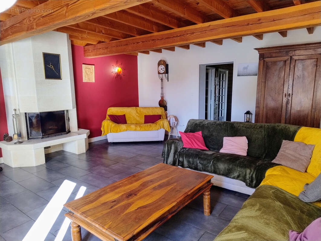 Maison à CIVRAC-SUR-DORDOGNE