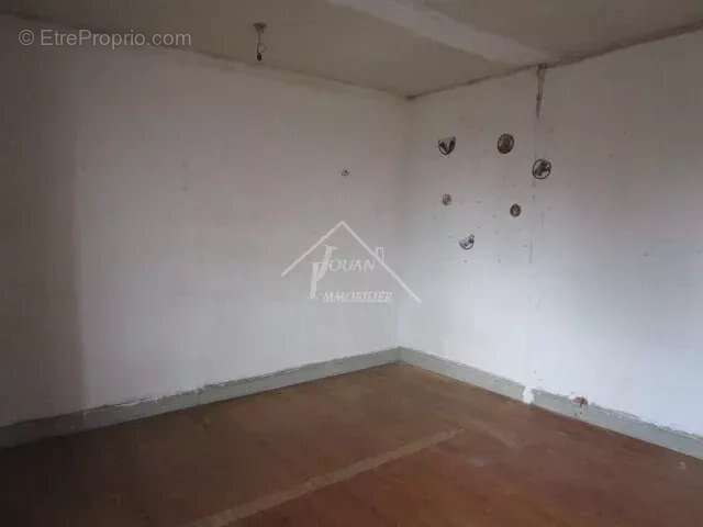 Maison à SAINT-POURCAIN-SUR-SIOULE