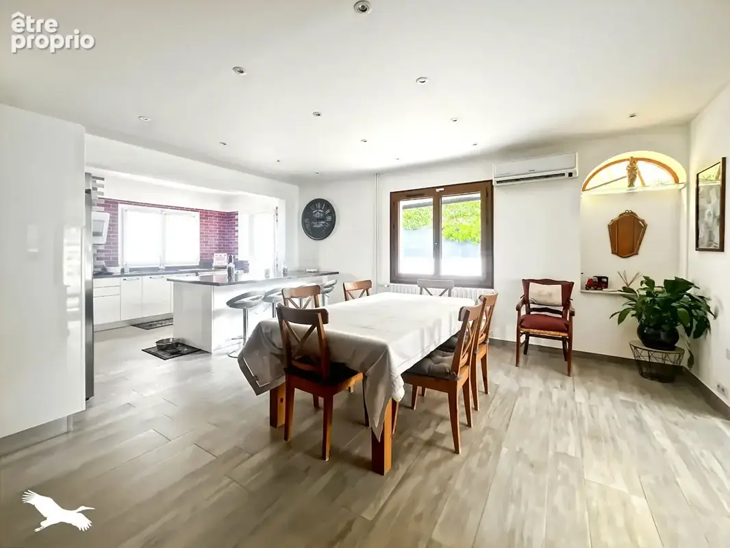 Maison La Penne-sur-Huveaune -112 m2 - 5 pièces - 3 Chambres + Jardin + Piscine - photo 7