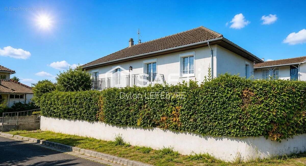 Photo 1 - Maison à THURE