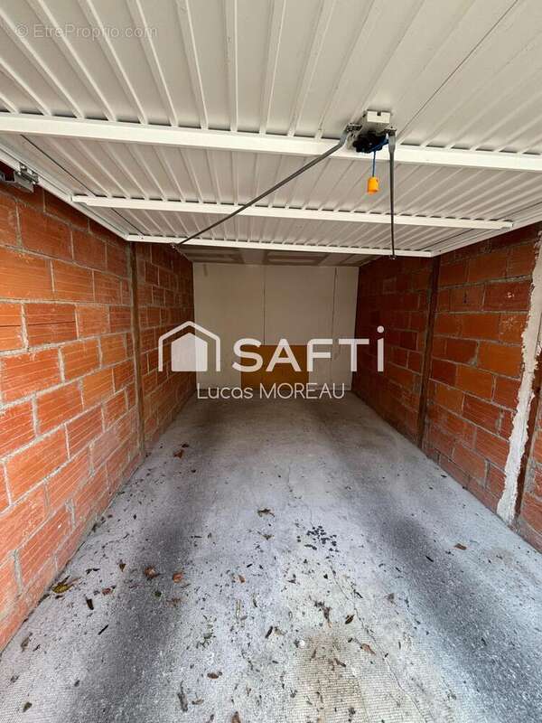 Photo 2 - Parking à MONTAUBAN