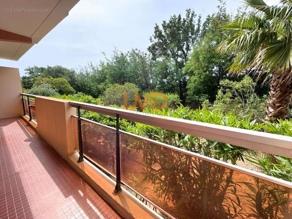 Appartement à FREJUS