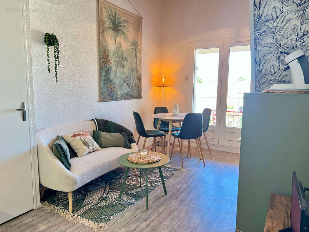 Appartement à VAUX-SUR-MER