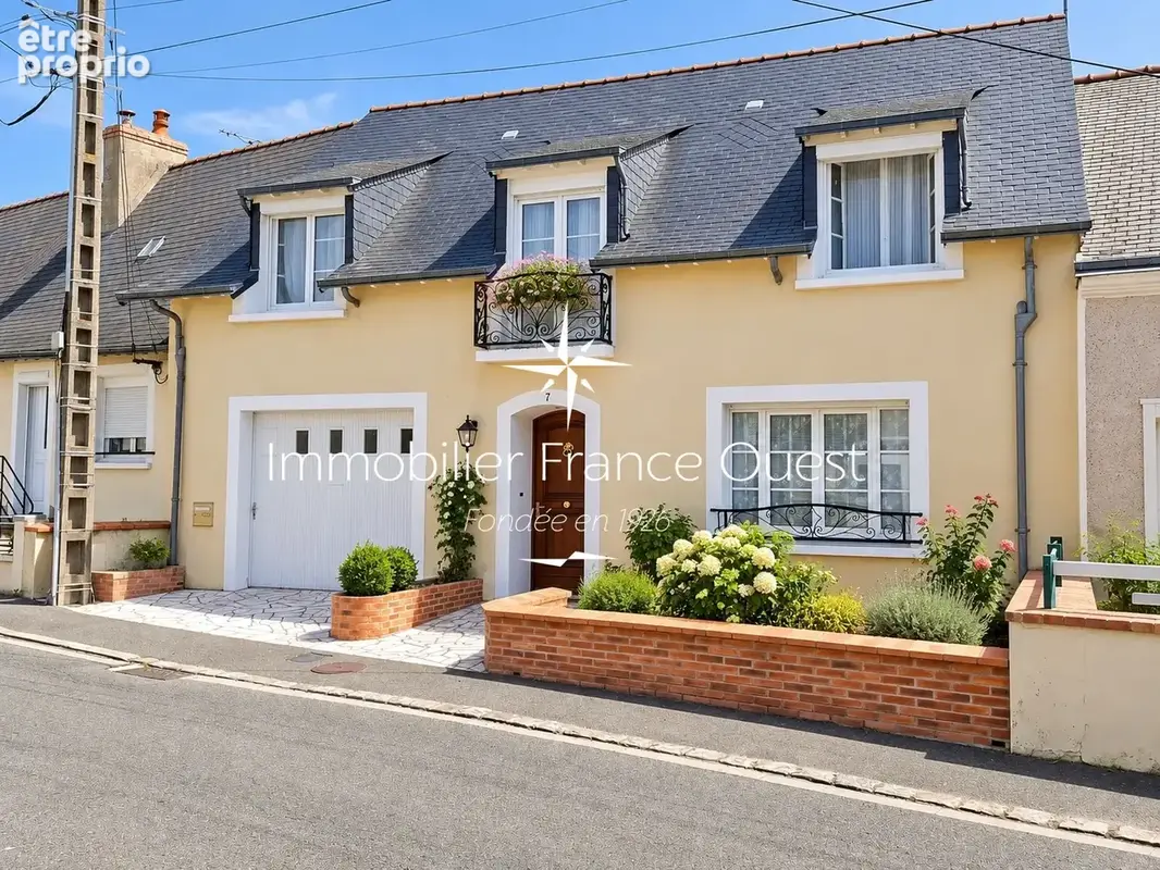 Maison à NOYEN-SUR-SARTHE