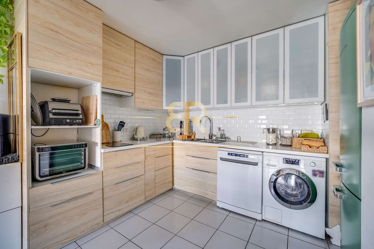 Appartement à PARIS-19E