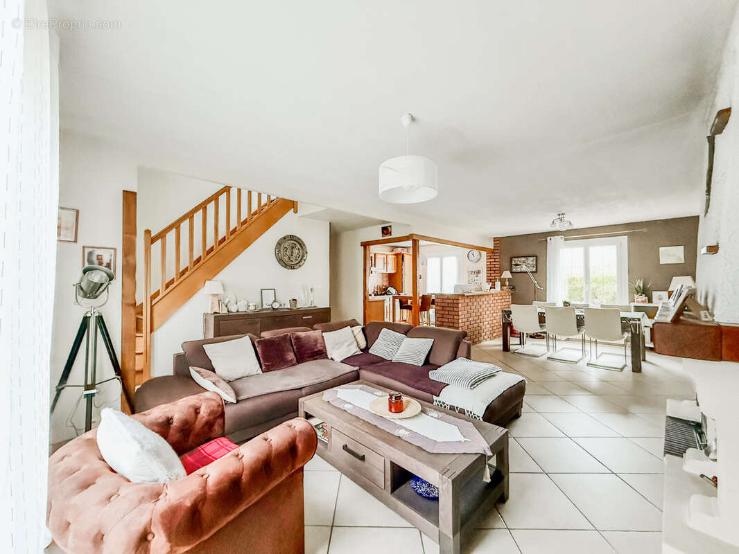 Maison à MARGNY-AUX-CERISES