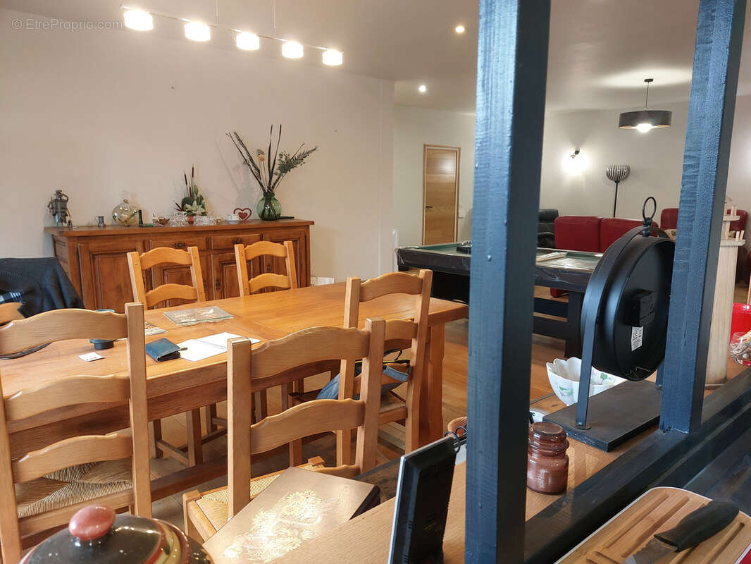 Maison à SAINT-SAUD-LACOUSSIERE