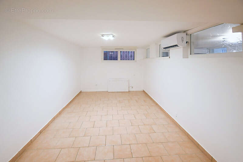 Appartement à AUDUN-LE-ROMAN