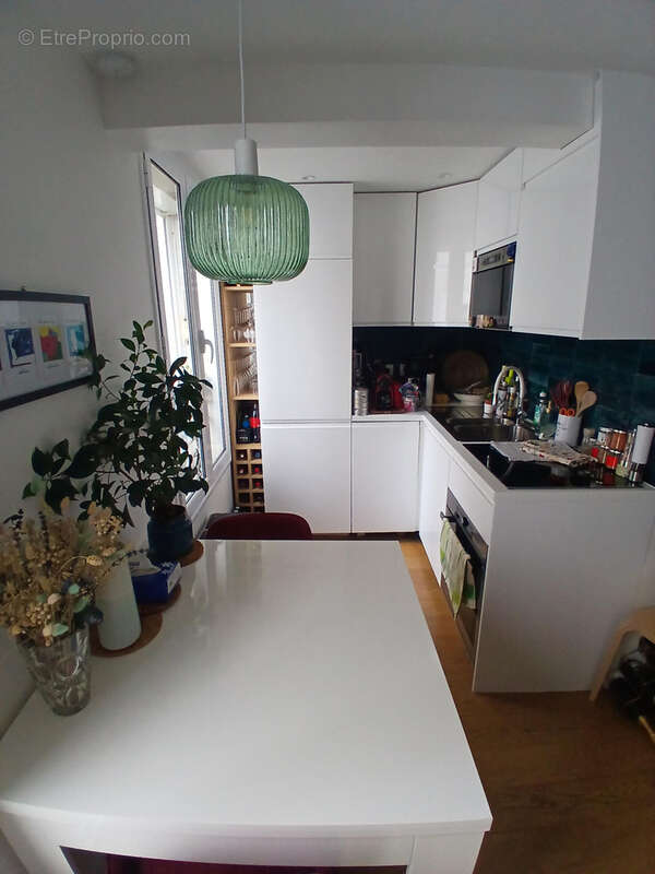 Appartement à PARIS-11E