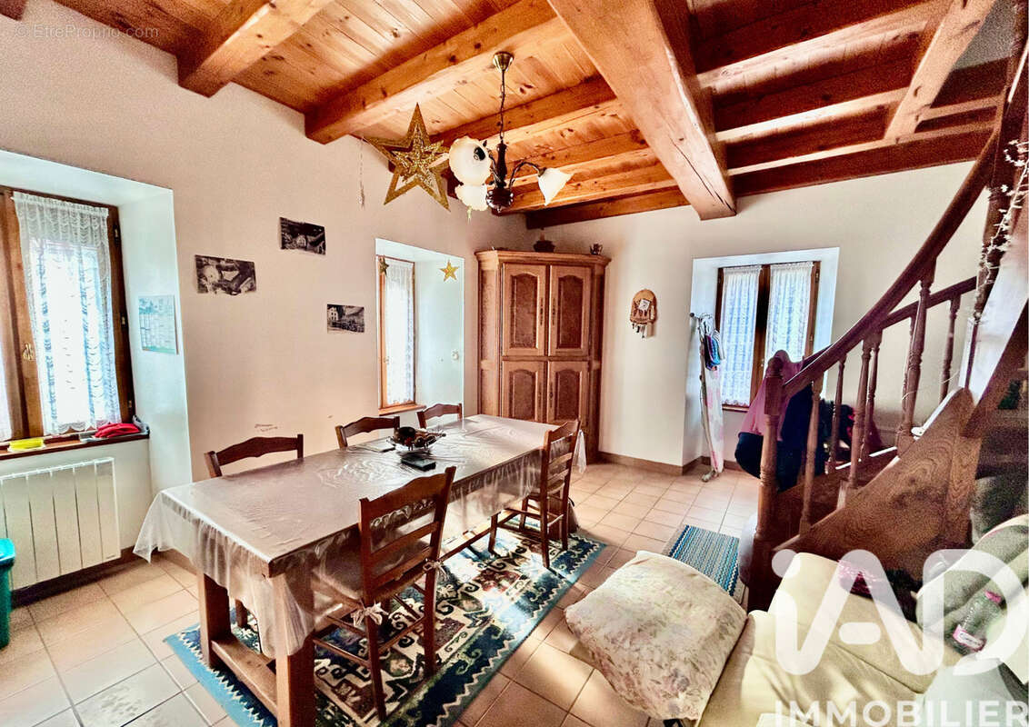 Maison 88 m² à Gavarnie  - photo 2