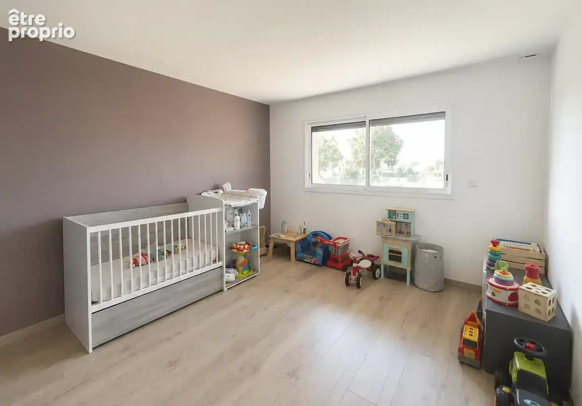 Magnifique maison contemporaine avec 4 chambres et garage - photo 6
