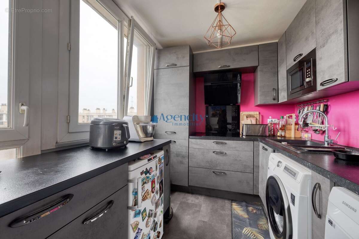 Appartement 64 m² à Noisy-Le-Grand  - photo 8