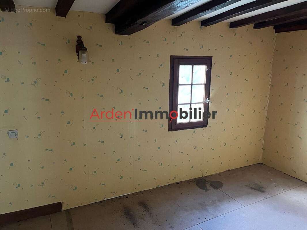 Maison à CHAUMONT-PORCIEN