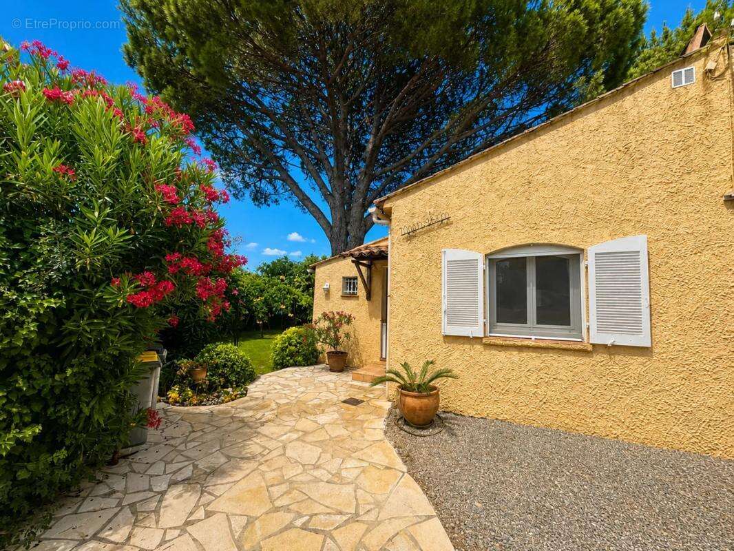 Maison à GRIMAUD