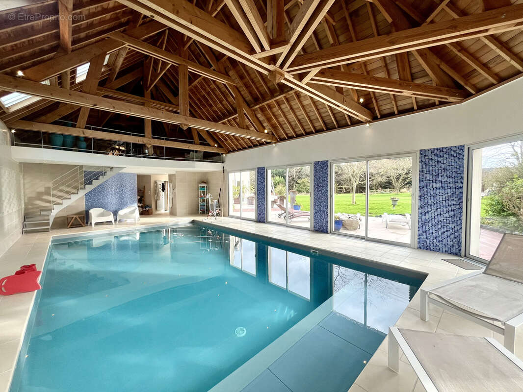 Maison à SAINT-MARTIN-DES-ENTREES