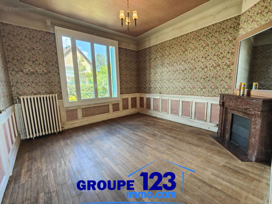 Maison à JOIGNY
