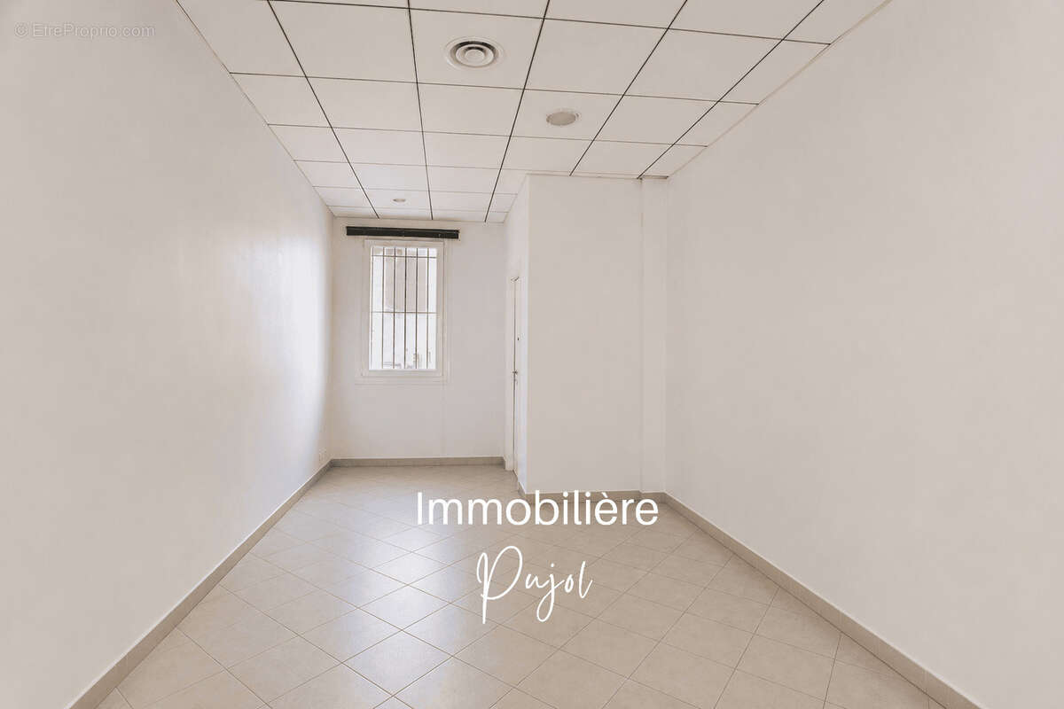 Préfecture/Rome 13001 - Plateau à aménager en appartement - photo 6