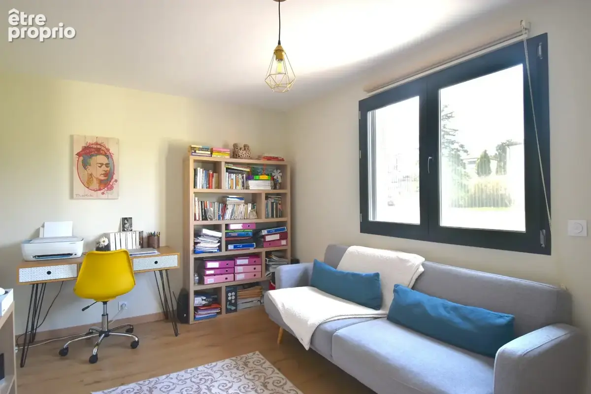 DARDILLY – Superbe villa contemporaine de 151 m² avec vue Mont Verdun - photo 13