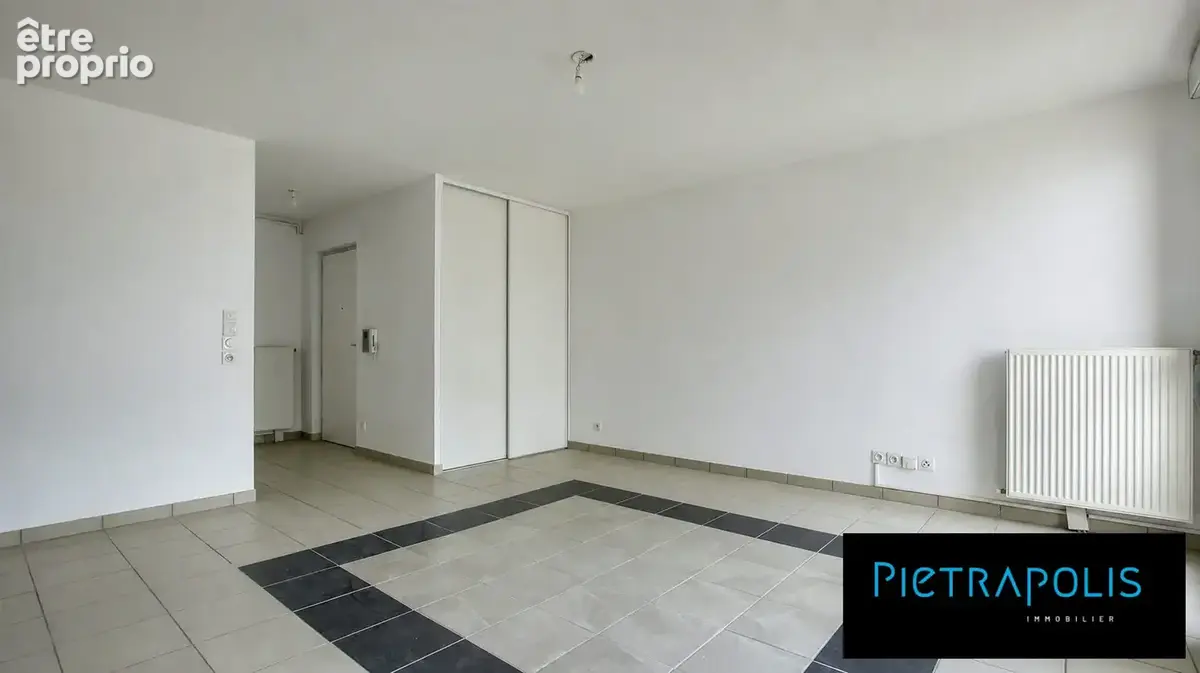 Appartement 76 m² à Givors  - photo 4